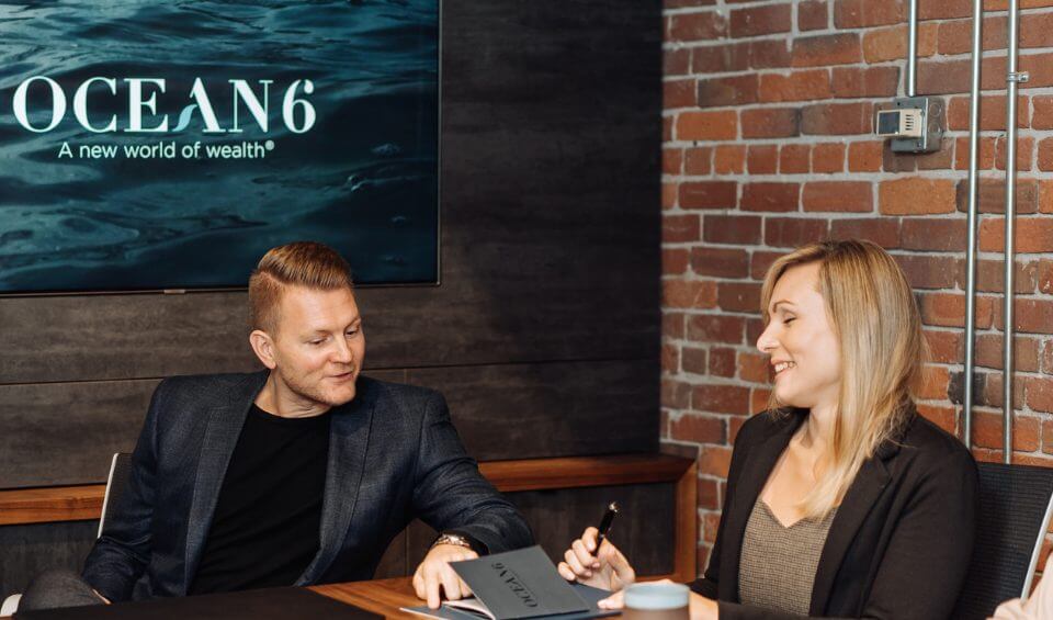 Fee-for-service financial planning ensures you receive transparent, unbiased advice, allowing you to make informed decisions without hidden costs.